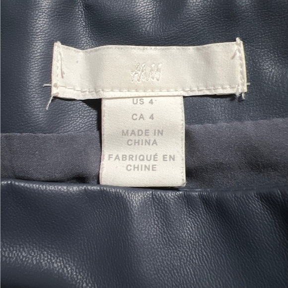 H&M faux leather skirt grey gray US Size 4 - Picture 9 of 9